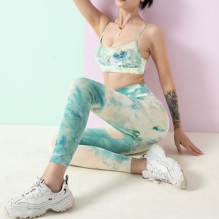 2021 New Color Tie Dye Yogawear Leggings GYM Training Wear For Women