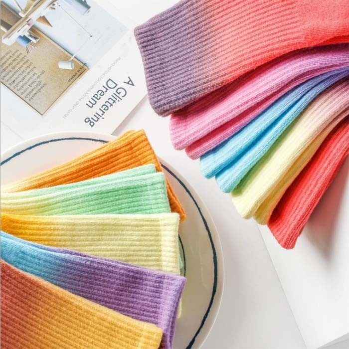 Bulk Custom Dip Dye Cotton Knit Crew Socks Manufacturer