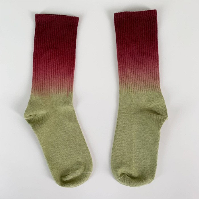 New Fashion Dip Dye Socks Crew Socks Embroidery Socks Custom